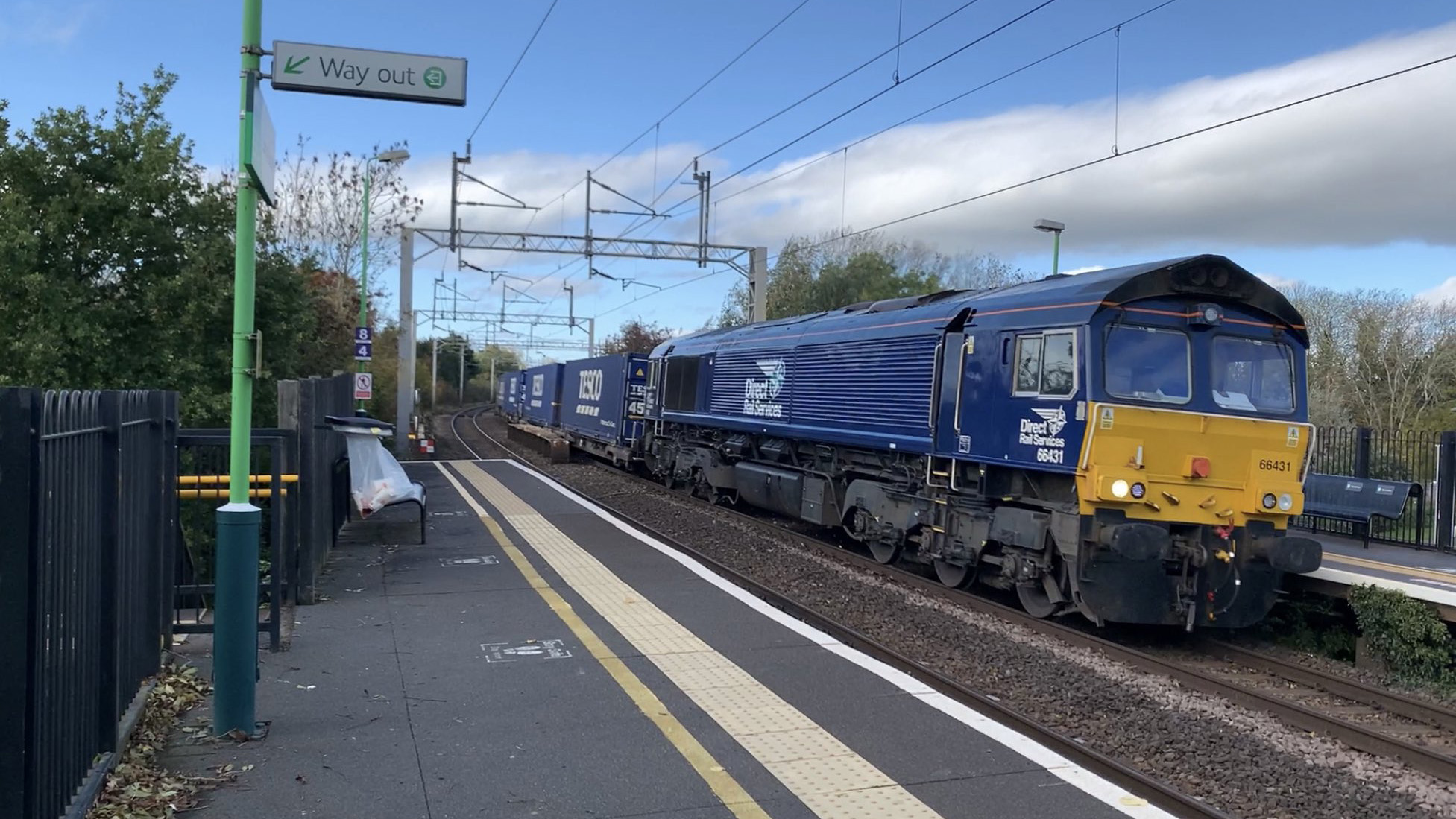 tesco  MTrainspotting Long Buckby Class 66